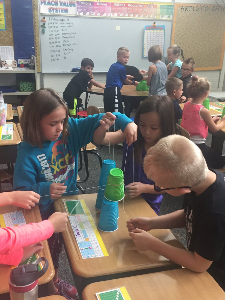 belltami2's tweet photo. Practing team work skills in 3rd grade. #vanallenpride https://t.co/laITinSZ4o