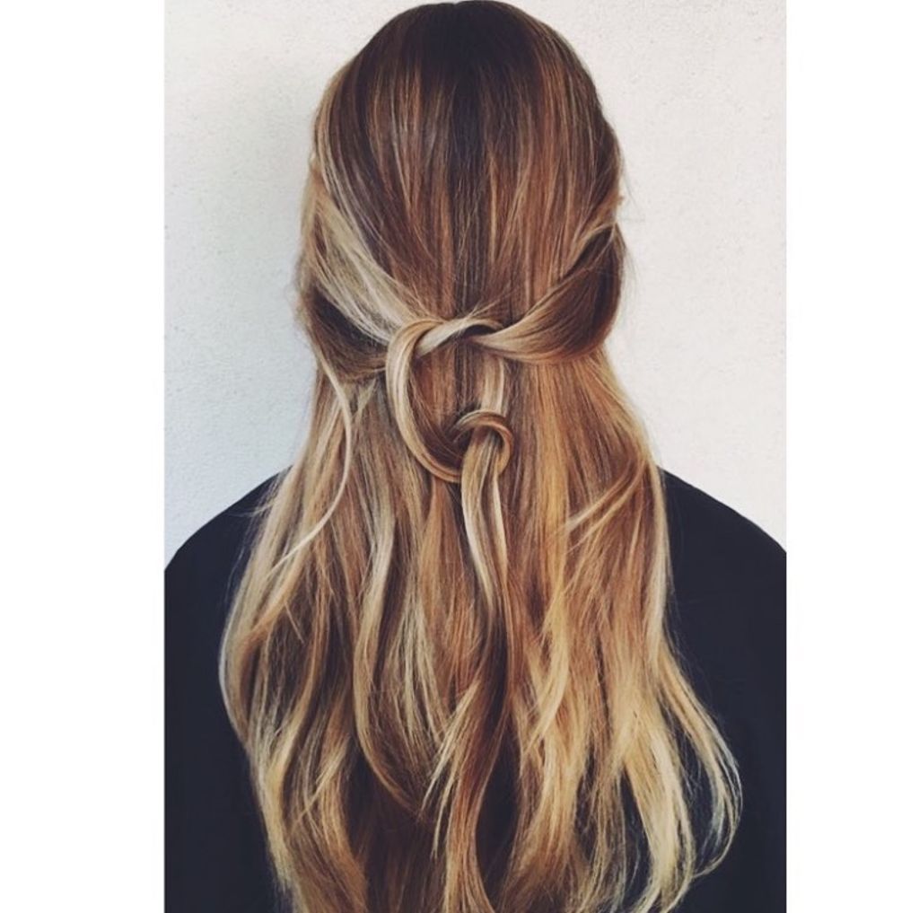 Knot too shabby! Try something different for #BackToSchool with this simple little twist. #StandOutStyle (Via IG: @beccawith_the_goodhair)