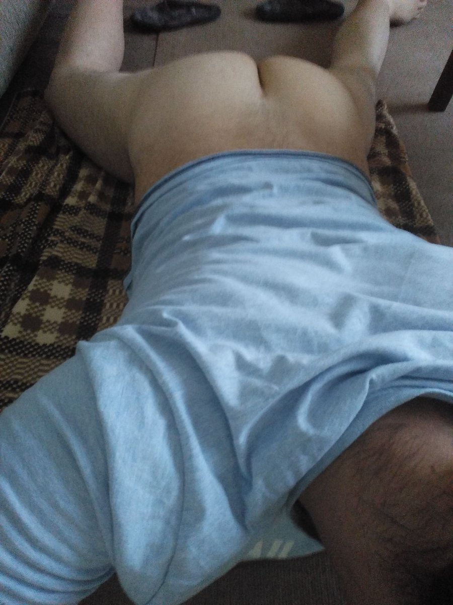 EmrePasif54's tweet photo. Bu geceyi benle geçirmek isteyen aktifler 18 p ym Sakarya merkez yerim yok grup kesinlikle uyr #sakarya #adapazari #gay #kocaeli #izmit https://t.co/KQVD4KH9vX