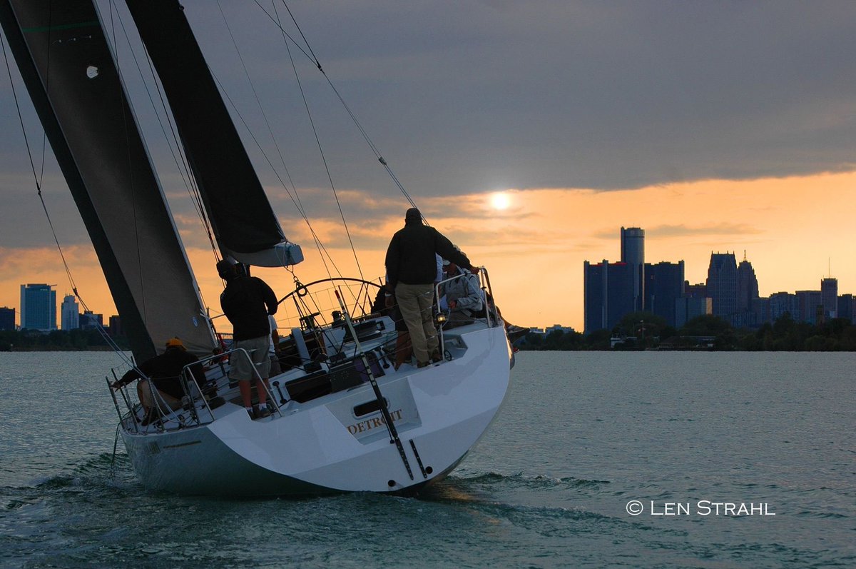Fantastic race last night on the Detroit River. Three SC70s racing from <a href="/BayviewYC/">Bayview Yacht Club</a> to <a href="/JoeLouisArena/">Joe Louis Arena</a> and back.