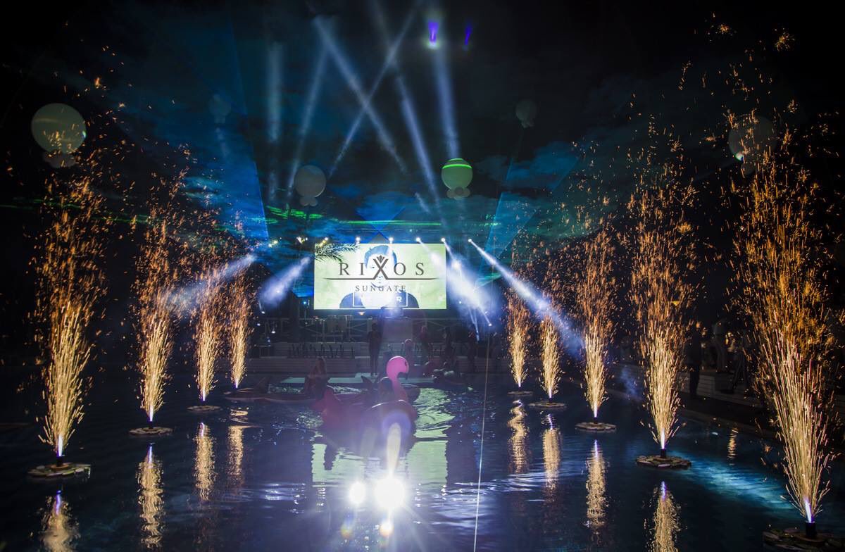 RixosSungate's tweet photo. Amazing Pool Party #amazingpoolparty #party #poolparty #event #concert @BURAKYETER https://t.co/cAkB48gD6s