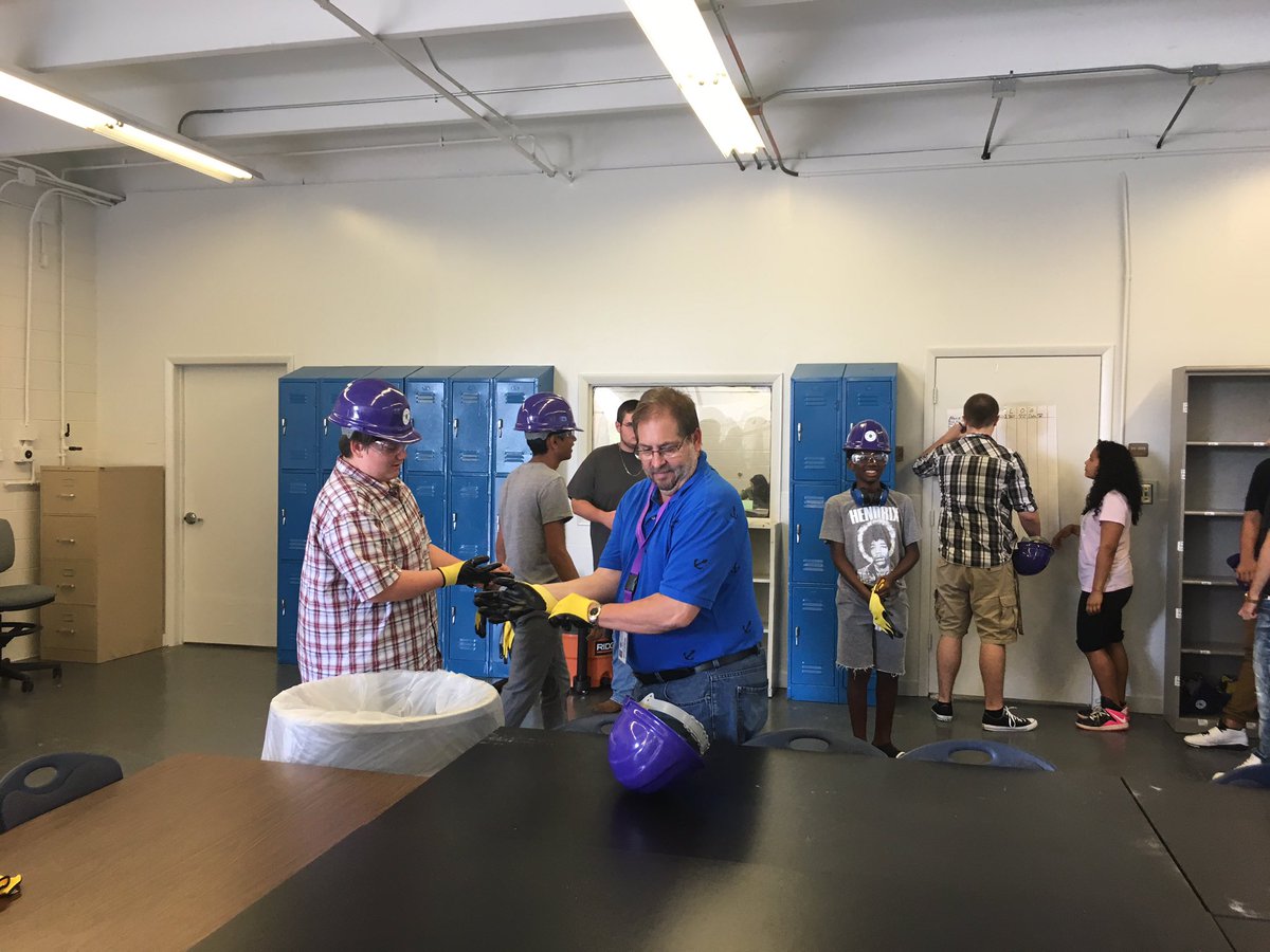 CTEmarion's tweet photo. LWHS Logistics Academy partners with the Public Ed Foundation to ship Tools 4 Teachers suppies to schools. https://t.co/np8GdRg7oa
