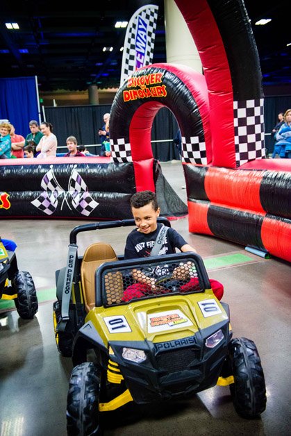 DTDUnleashed's tweet photo. Racing into the weekend at #DTDUnleashed! https://t.co/j1T79yaMGu