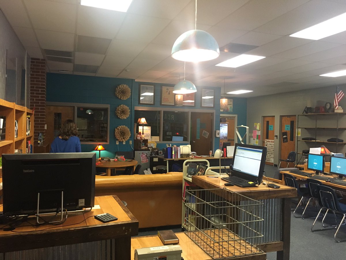 MrsFsPhilomaths's tweet photo. My schools library is one of the coolest! #lovereading #middleschool #bmsliberatorsread https://t.co/YKYcWwRqUu