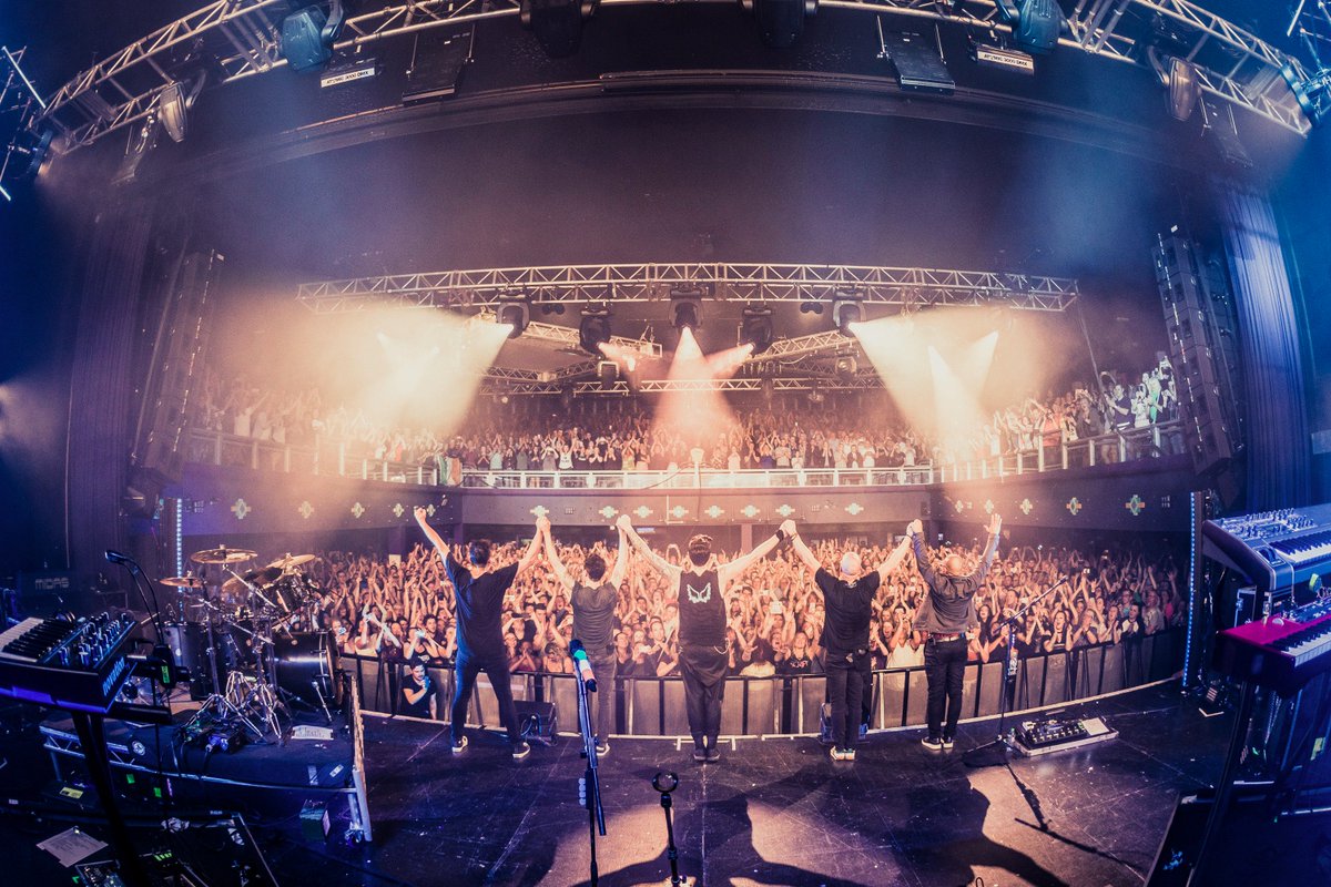 thescript's tweet image. Birmingham last night was amazing!! Swindon are you ready to raise the bar tonight?