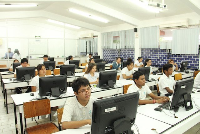 Cobaqroodg tweet media