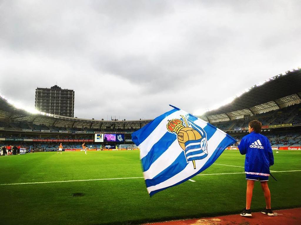 MutsuKAWAMORI's tweet photo. La Real x Villarreal. #realsociedad #villarrealcf #ligasantander #jornada2 #anoeta #sansabastian #donostia #paisva… https://t.co/RNHUxVFwCG https://t.co/9BVpiS7VSW
