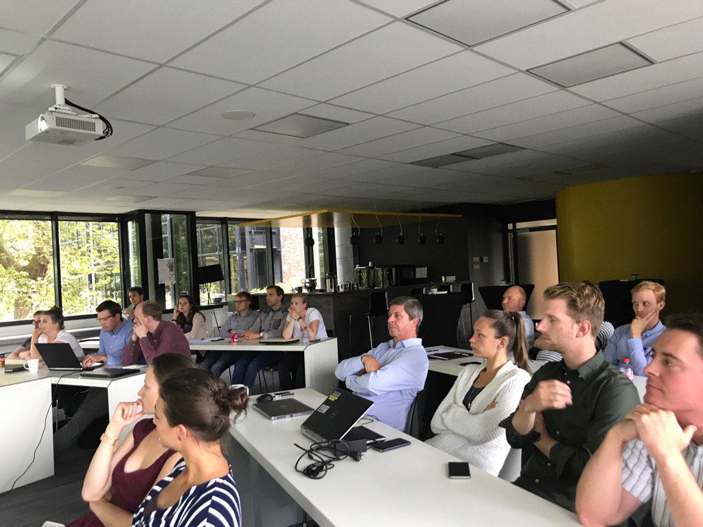 MuynckLuc's tweet photo. Great team #msso klaar voor teamnamiddag @MooreStephensBE https://t.co/11FWbUuQv2