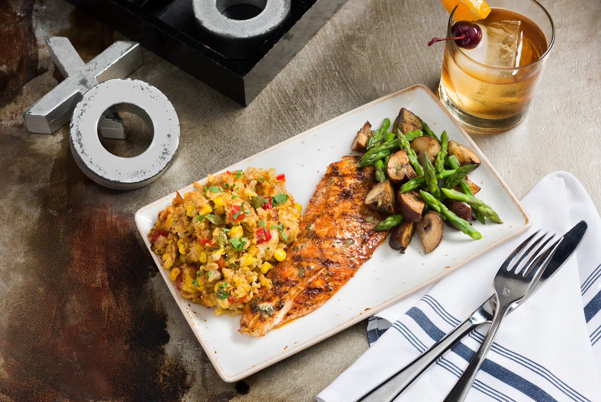 LegacyKitchen's tweet photo. Love seafood? Redfish St. Charles is perfect for you. Asparagus, baby bello, and garlic herb butter. #KeepGoodCompany https://t.co/YkQkFW00Q3