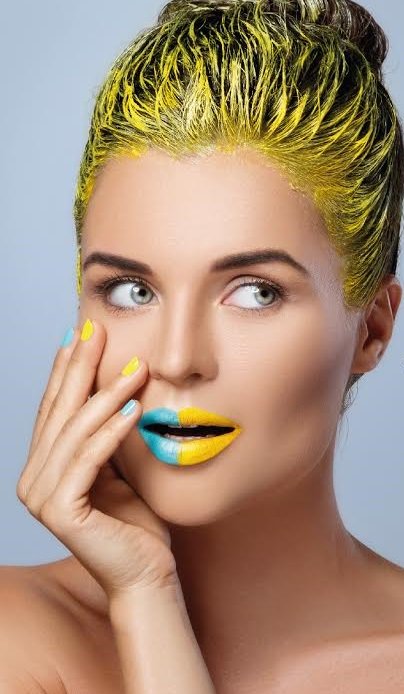 ¡Mañana sábado abierto hasta las 20 horas! 
Reserva tu hora llamando al 2 22338031 <a href="/DeLasCondesCL/">Las Condes Chile</a>