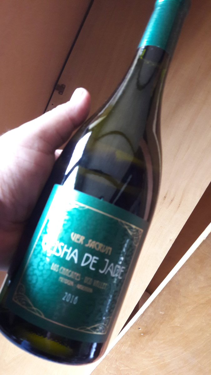 CopyWine's tweet photo. Ya en mi poder el Geisha de Jade de @VerSacrum que degustaremos guiados por @NatiBeneitez el próximo jueves en @CopyWine Vinos de Autor! https://t.co/LaK1q5OoTI