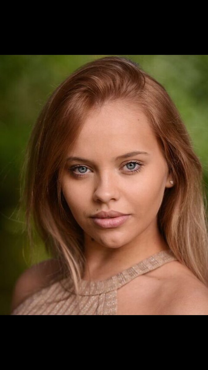 NoakesTia's tweet photo. Thank you so much @SpinxPhoto  I absolutely love my new #headshots https://t.co/JGoQBAUy1N