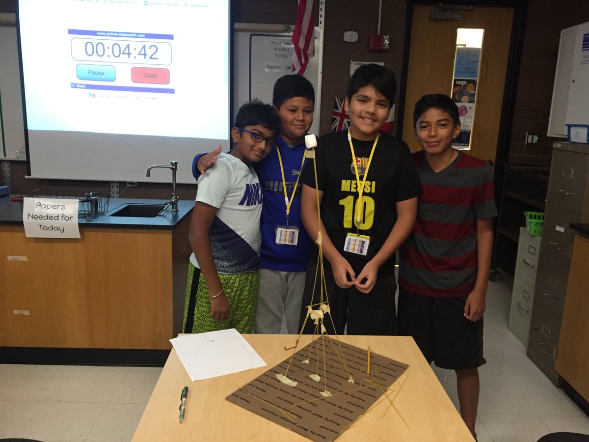 MrsRegan211's tweet photo. Marshmallow Challenge BLOCK 1 (part 2) https://t.co/JkXLqN0TeB