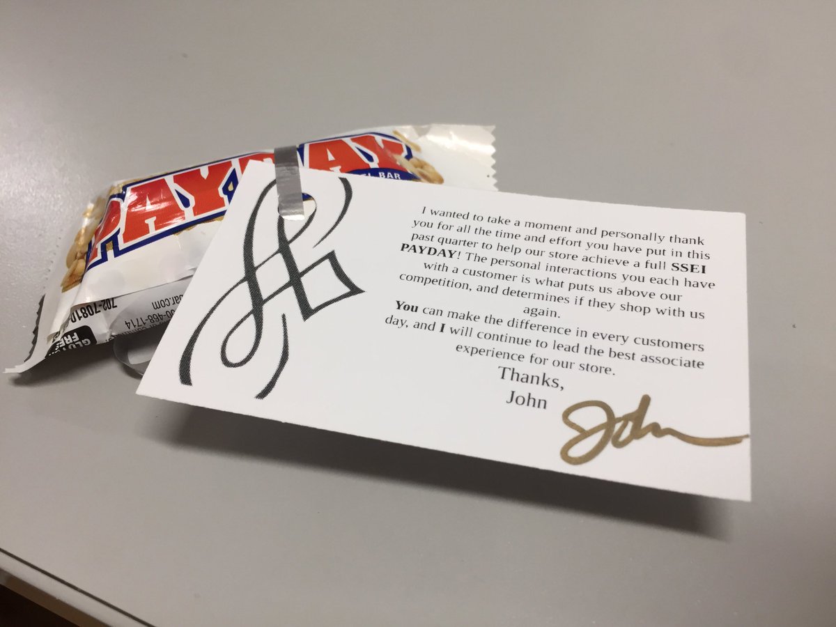 JaneenV_HRBP's tweet photo. Awesome job #Lowes 1862 on a FULL SSEI payout and being 6th in region 7! Thanks @JStoreys for the treats! #payday #recognition #werockteam https://t.co/dulH6mGsCw