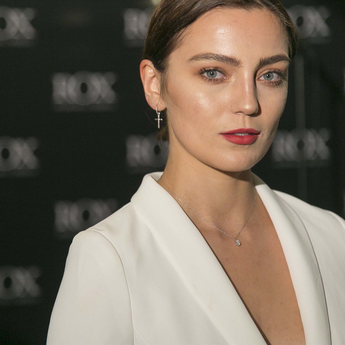 ROX - Diamonds & Thrills tweet media