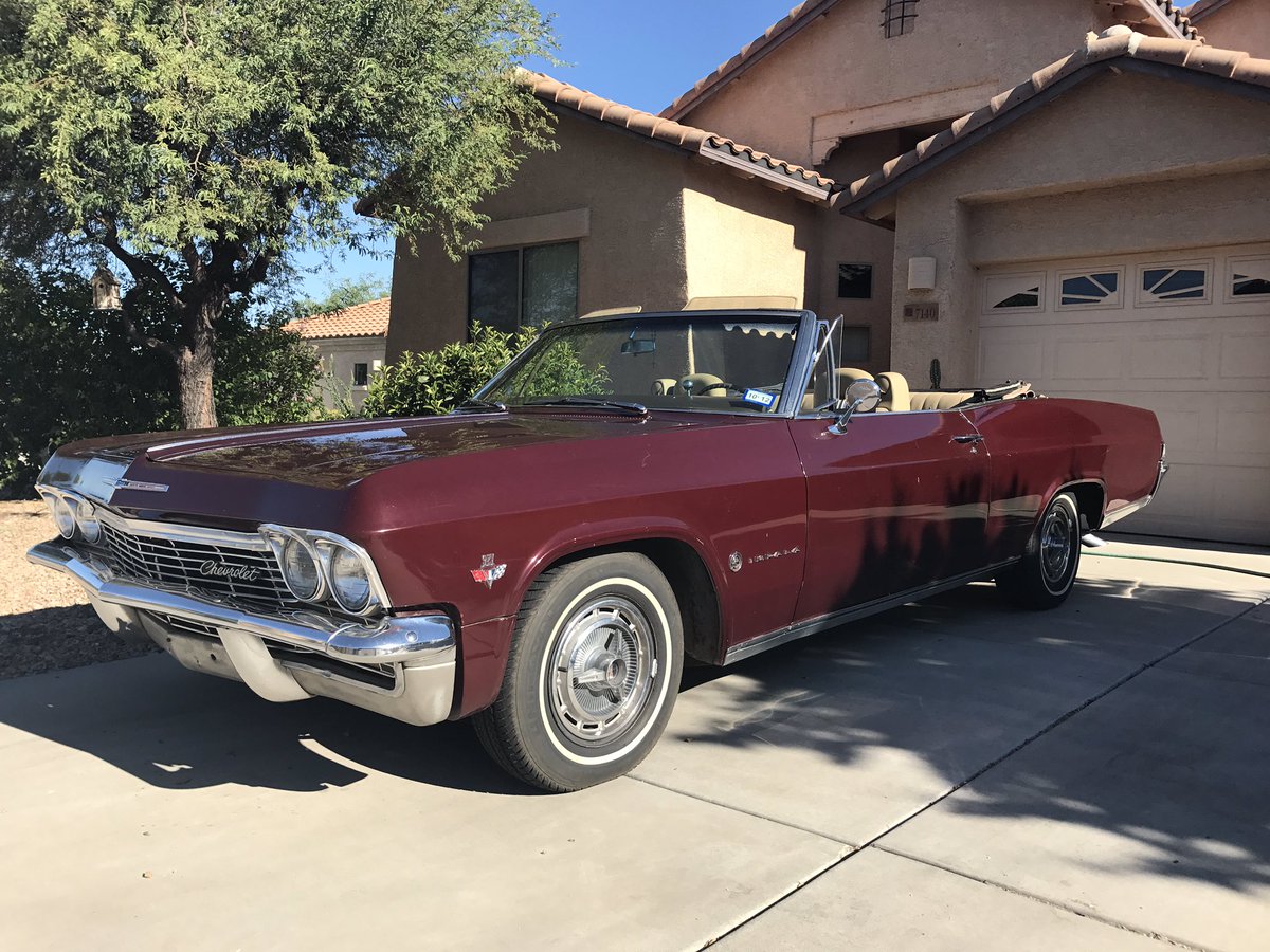 JoshuaMangels's tweet photo. Too bad the top can't stay down....it's too hot! #impala #convertibleprobs https://t.co/miFuOJrEdC