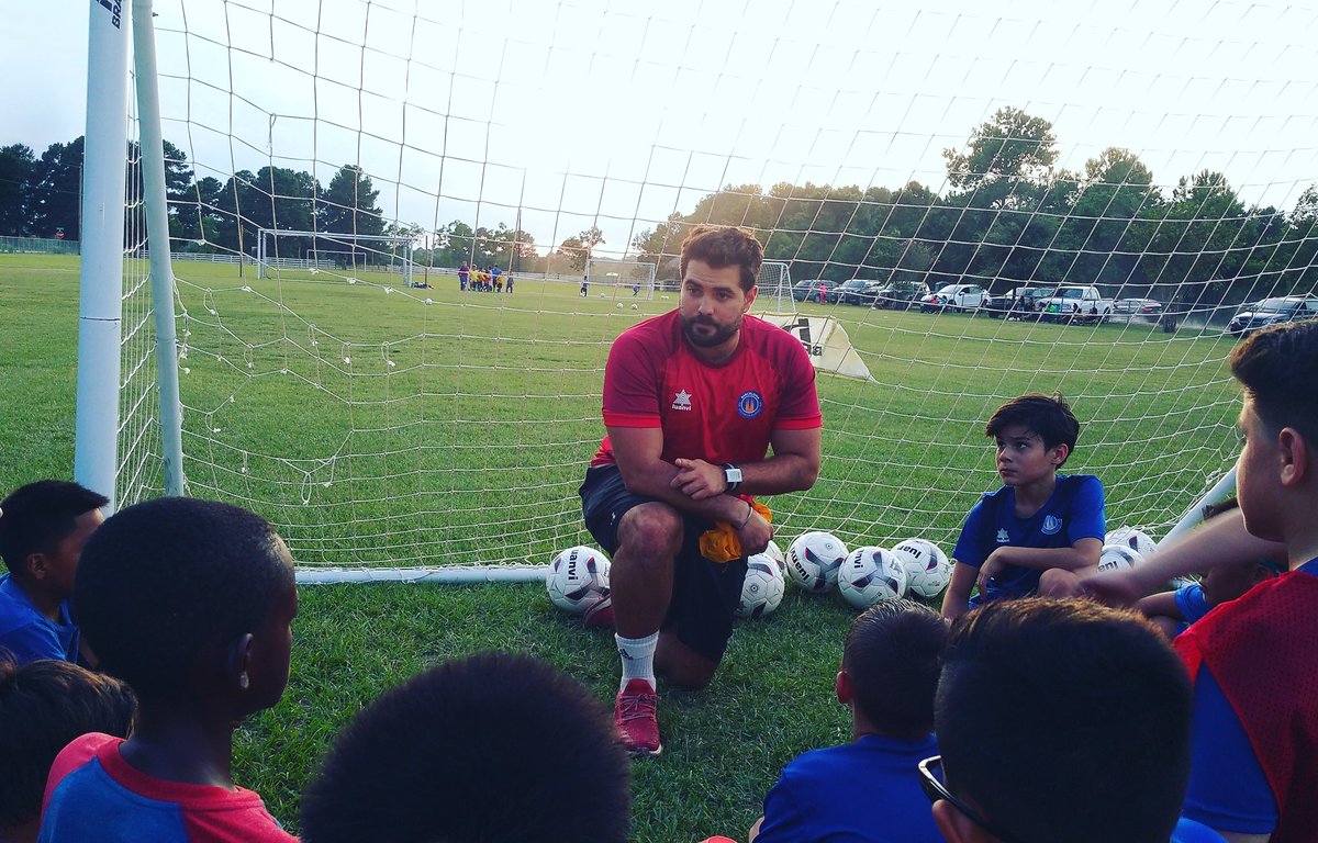 BSE_soccer's tweet photo. #BarcelonaWay #Wisdom #SoccerDevelopment https://t.co/p5Pbx9bX7C