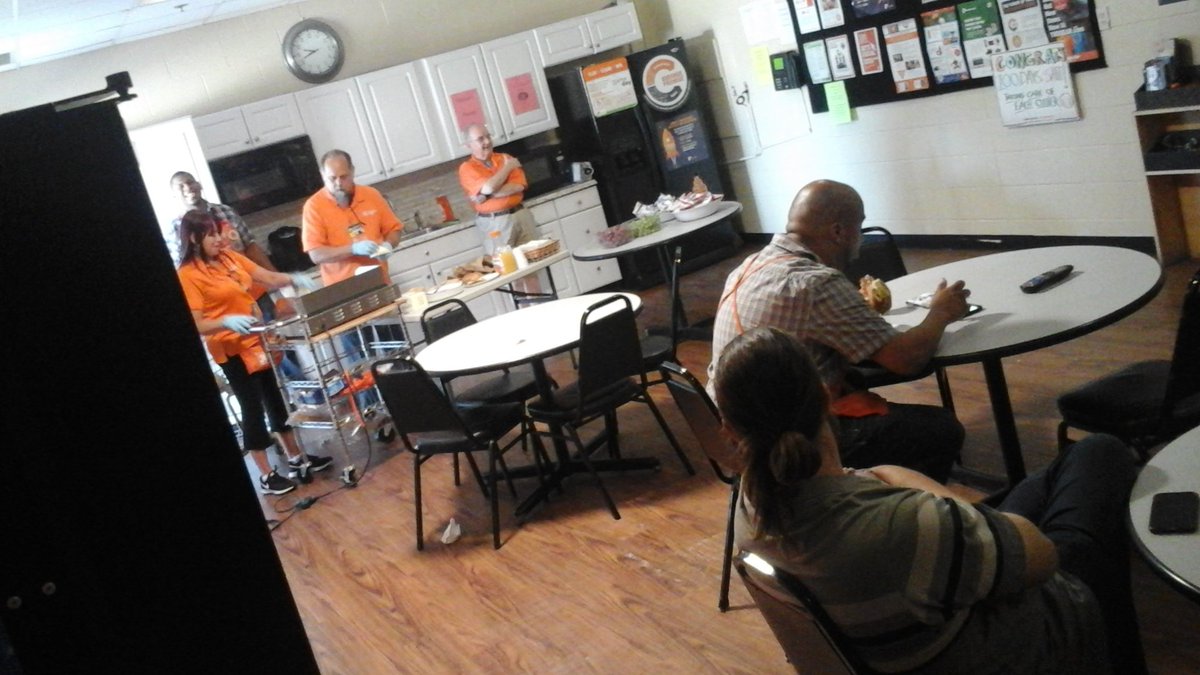 met6202's tweet photo. MET Partnership Event, 6202. https://t.co/5P18N894VW