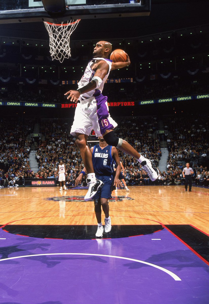 Vince Carter used the Shox BB4 to jump into the stratosphere KICKS20 | SLAM | Scoopnest