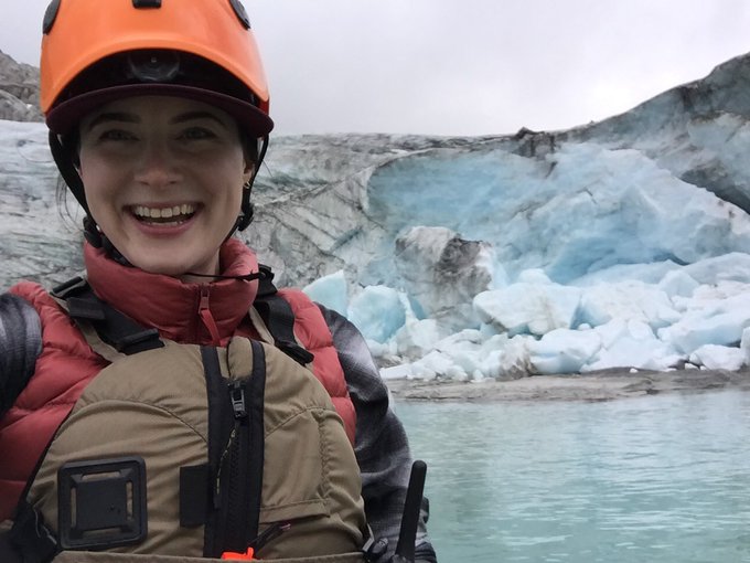 Glacial lake kayaking https://t.co/4InSyU5yY6<a href="/tag/trumpkin"class="tags"><span>#trumpkin</span></a>