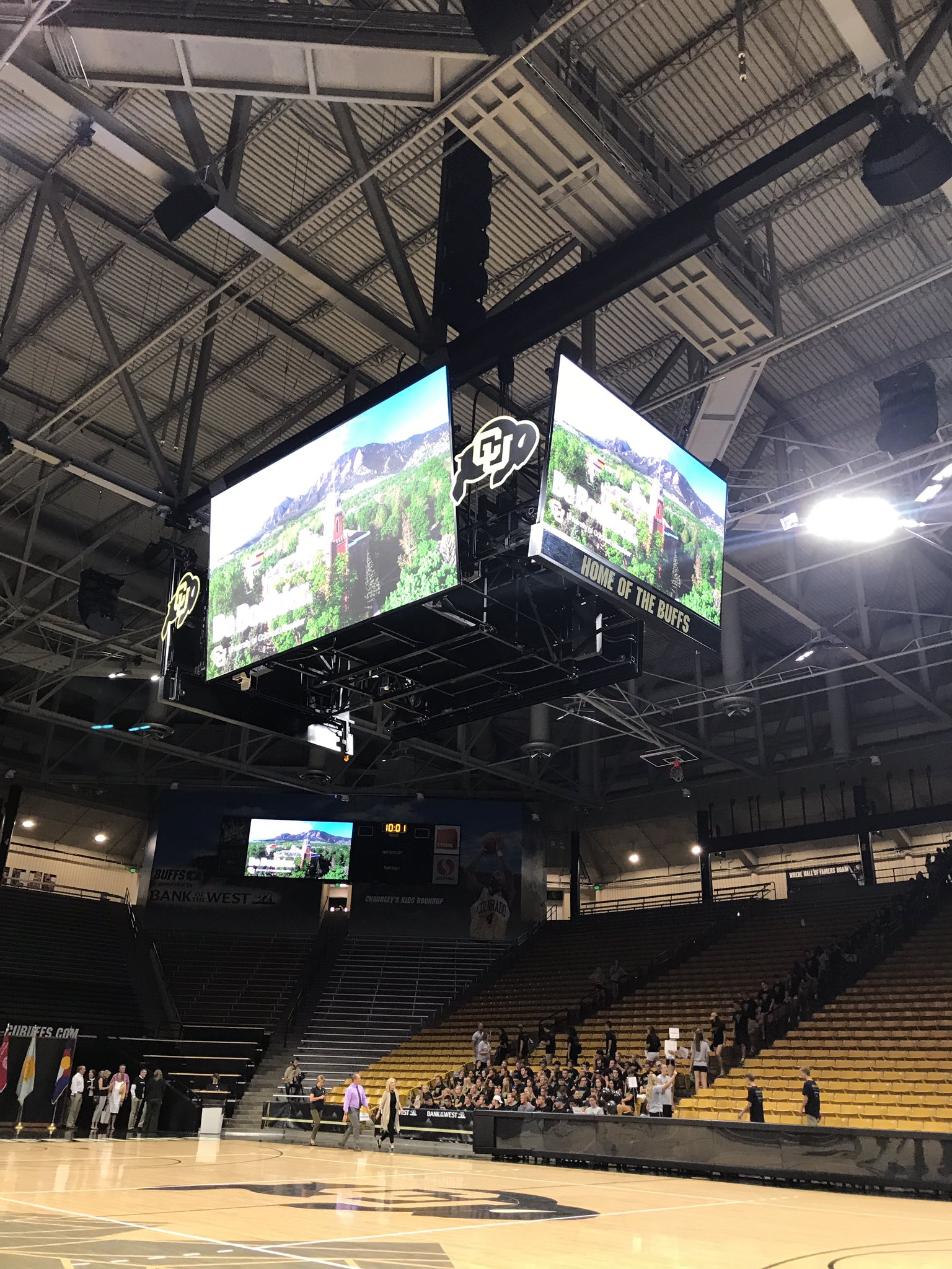 DIFk5h1XUAEb0Yd.jpg:large