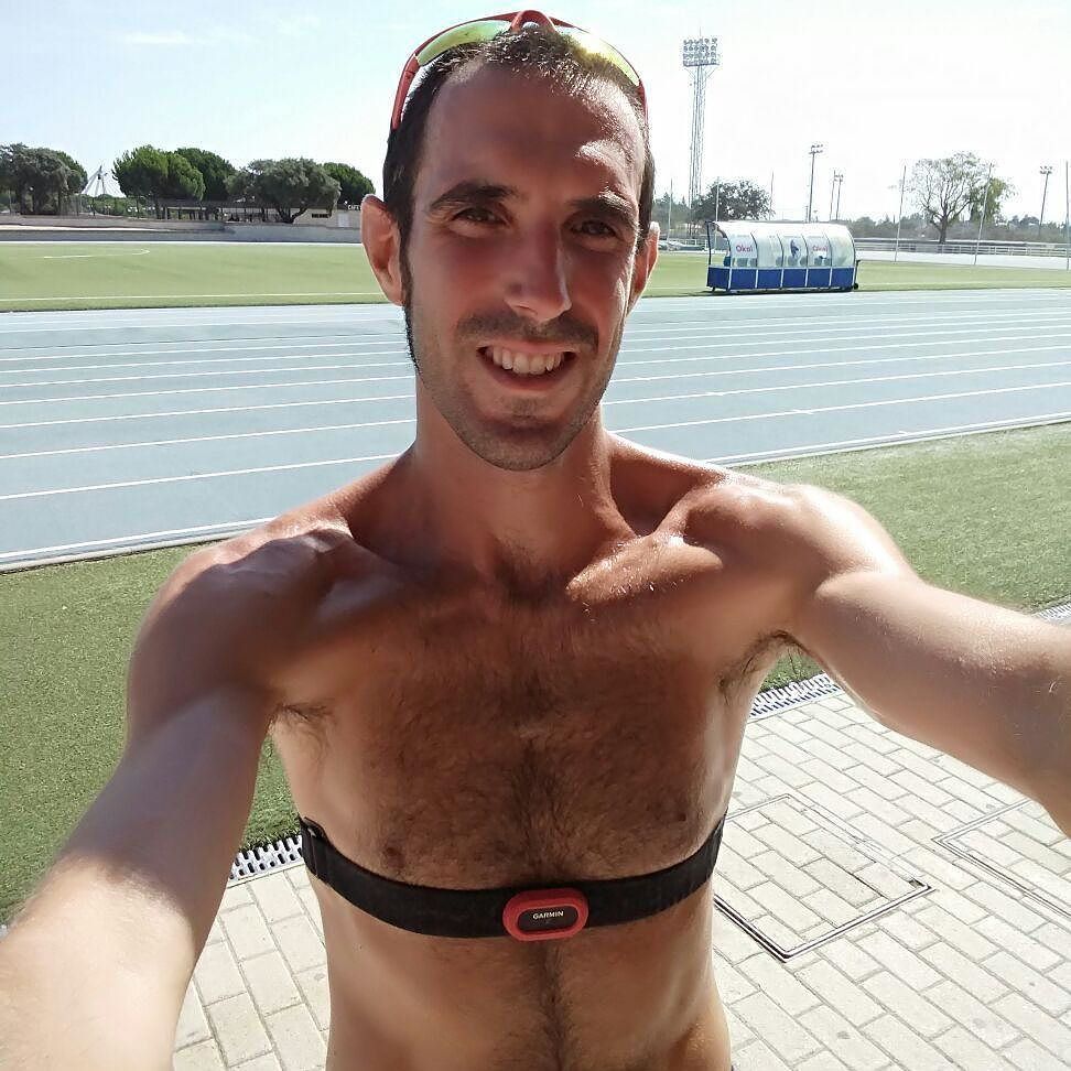 borjaperezbatet's tweet photo. Seguimos con la pretemporada con la gran ayuda de @dilatadornasal #winbisport @biofrutal @skechersspain @hoko_esport a seguir sumando kms p… https://t.co/PxuRLSEVcY
