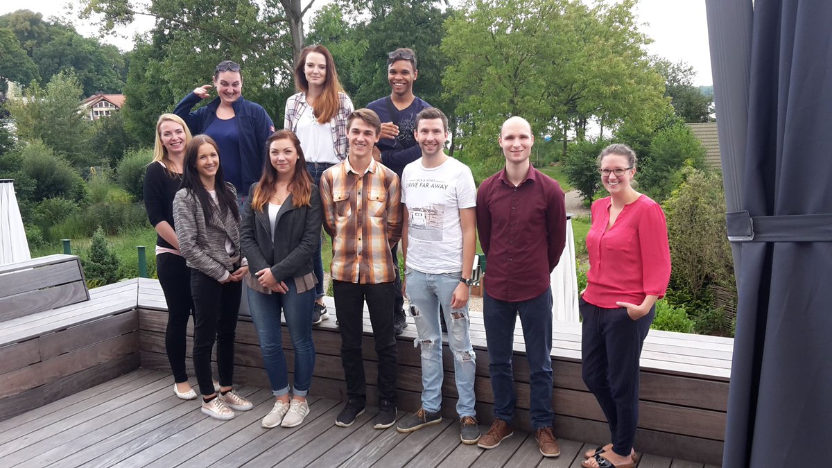 SchlssBasthorst's tweet photo. Heute führte uns unser Team-Ausflug u.a. nach Schwerin zu Mandarin Medien. Danke an die Gastgeber! That was fun! https://t.co/NcWO3OP9Az
