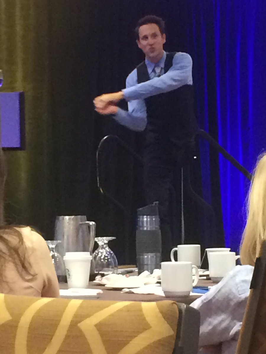 mc_thibault's tweet photo. Keep your eye on the ball, get back up, take a step, & another step ~ #inspiration at its best @JoshSundquist #FICP2017 @PremiereSpeaker https://t.co/7f3TWbyZXp