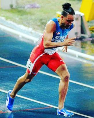 wagnerhdezm's tweet photo. *Noticias Fresca para RD.*

Luguelín Santos gana oro en los Juegos Mundiales Universitarios de #Taipei.

GRACIAS por Traer el Oro a RD. https://t.co/jSv8CjtPHH