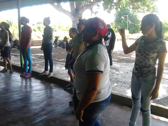 sccbittrujillo's tweet photo. Tutoras CBIT presente en Actividades Recreativas en el #PlanAgostoEscuelasAbiertas Mcpio Andrés Bello @Fundabit @RCcbit_trujillo https://t.co/iI0AeMHcEI