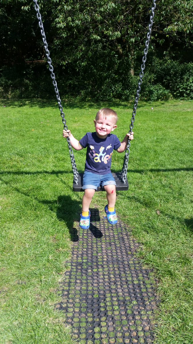 sazzleleath's tweet photo. #parkwithkids #lovedit #enjoyedthemselfs #worethemout https://t.co/1lXinUlW7J