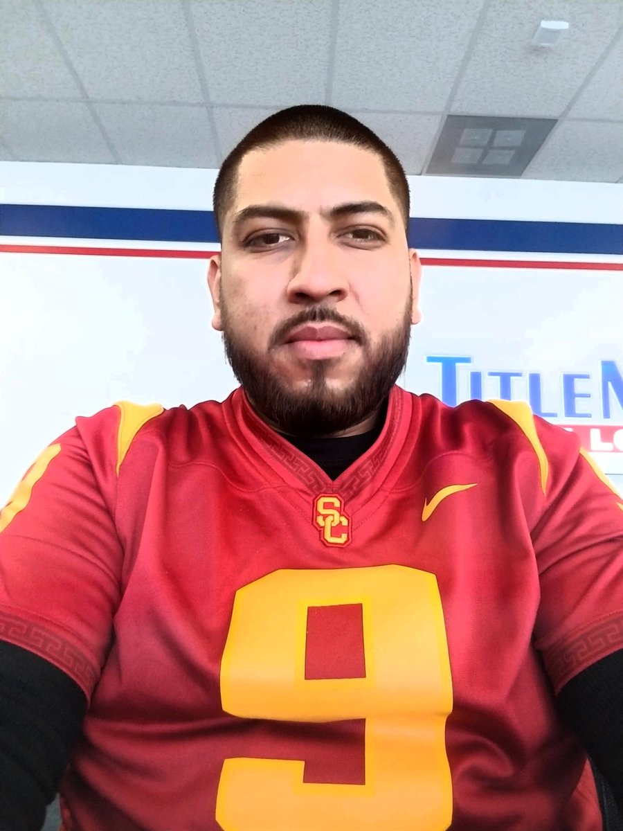LA's real Football team #JerseyDay #USC #FightOn #Titlemax #Tmx <a href="/larryg1268/">Larry A Gray</a> @allan_cieniuch
