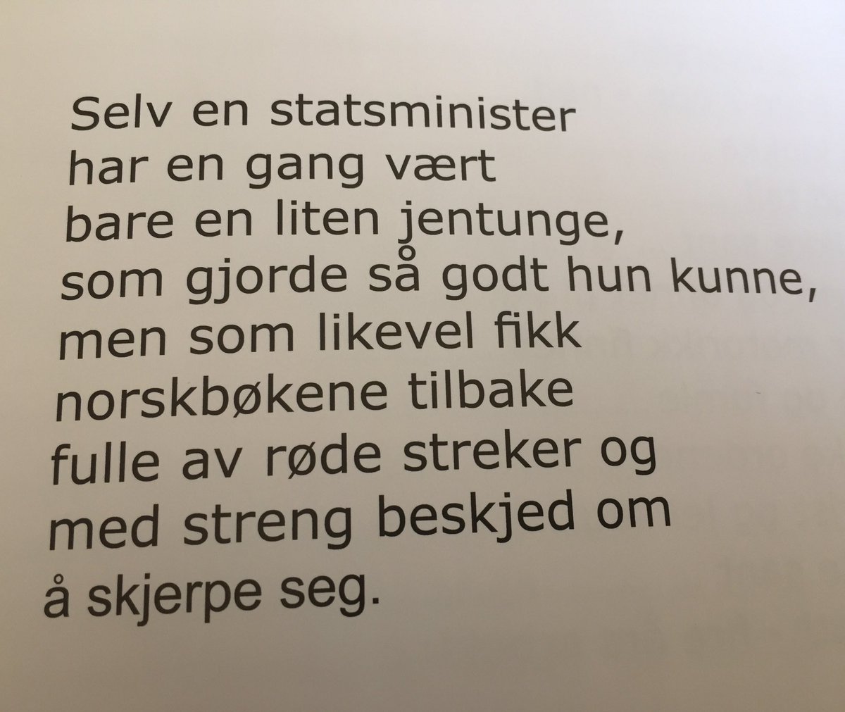 taranger_ah's tweet photo. Håper ingen barn får hjem boken sin full av røde streker med en sånn beskjed! #mestring#glede#lesing#dysleksi https://t.co/0nKDeLpAmI