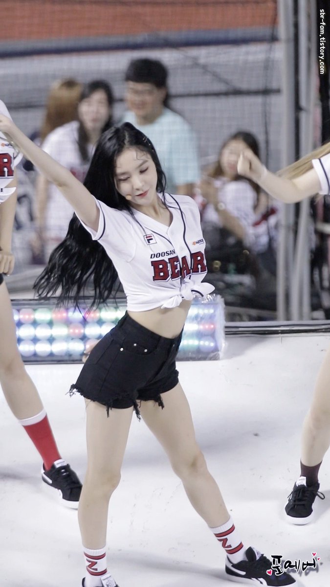 포에버 tweet media