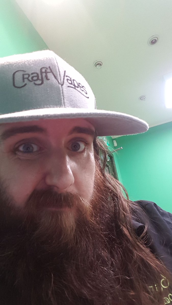 BeardsandBoards's tweet photo. Works fun sometimes.......right! https://t.co/q4mLUD48Uk