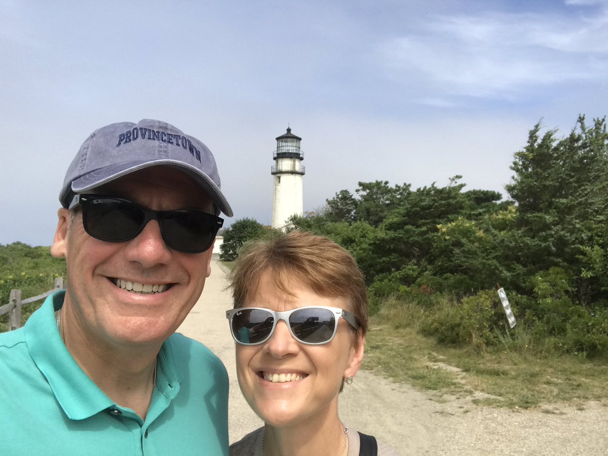aojwFL_BFC's tweet photo. As part of New England @artisthopper pilgrimage @WoottonKaren visited iconic #HighlandLighthouse aka #CapeCodLighthouse in #Truro he painted https://t.co/bggnAb3KvK