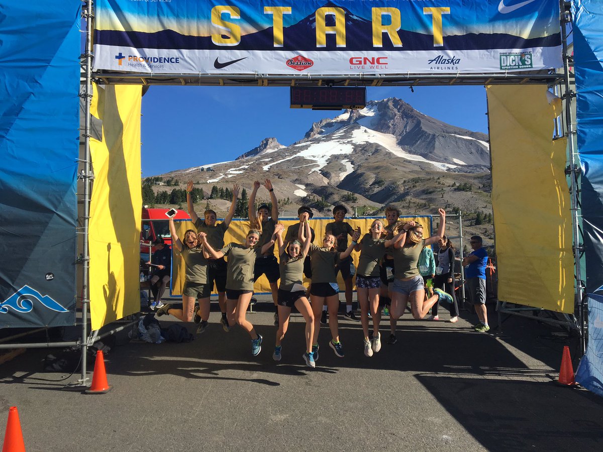 RavensInTheHood's tweet photo. Here we gooooooo 🙌🏽#startedfromthetop @HTCRelay @RavenscroftNC https://t.co/s26zoI4qwZ