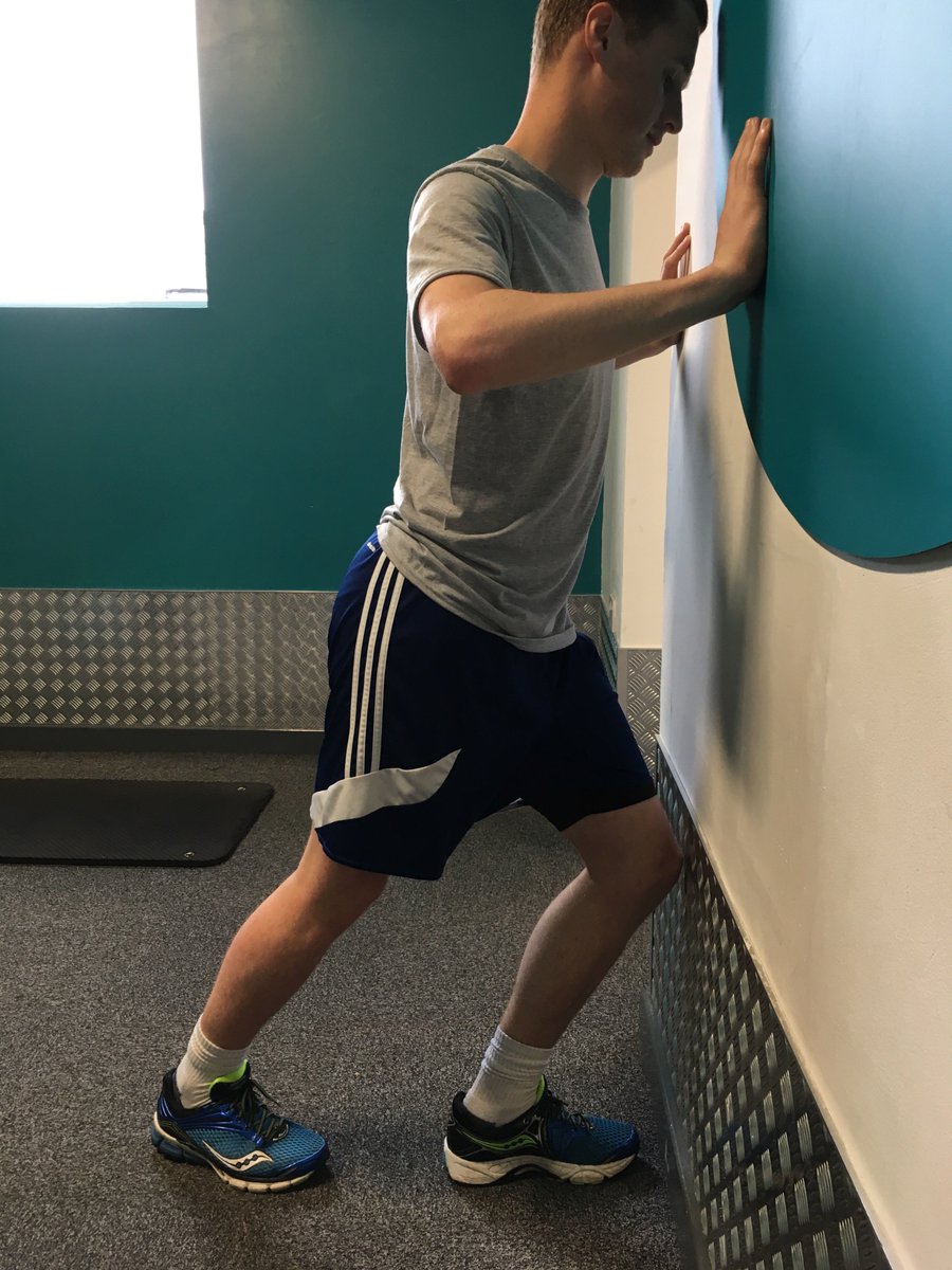 Arch_Health's tweet image. Studies have shown that ⬇️ ankle mobility can sig affect your squat &amp;amp; lunge. Try this to ⬆️ flexibility (20sx5)

#flexibilityfriday