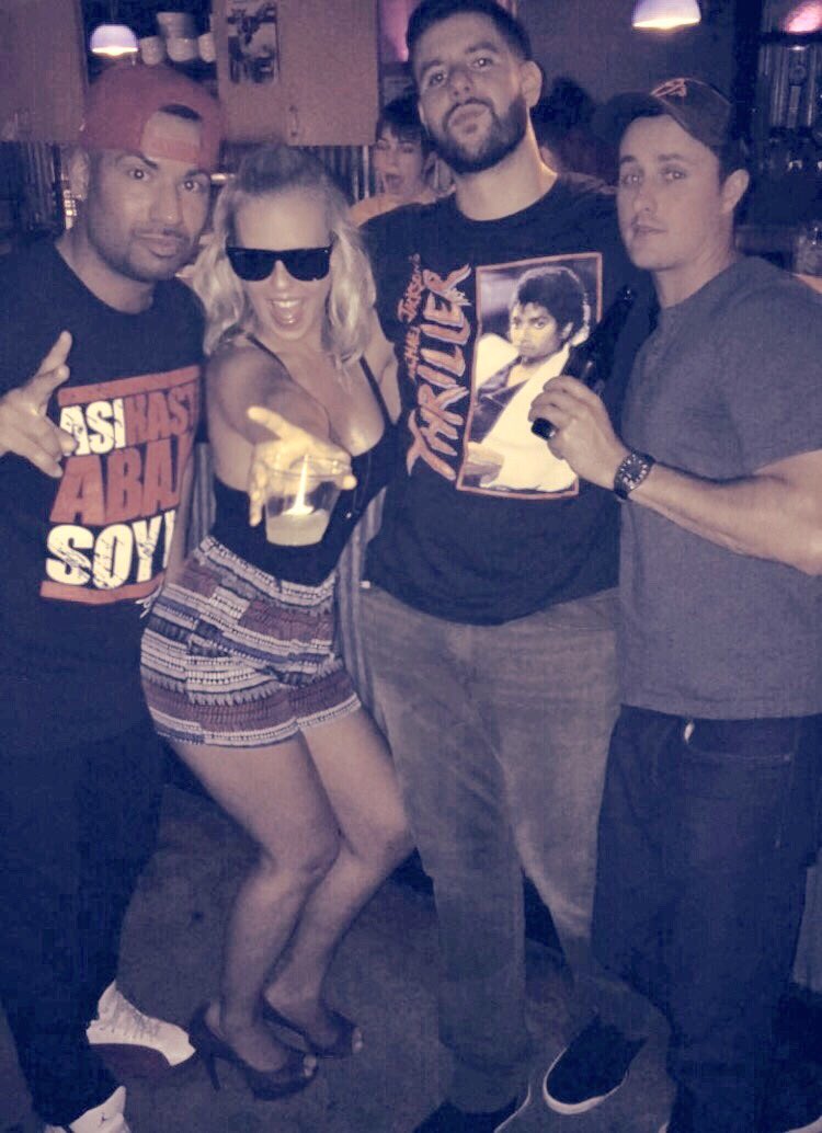 Got to hang w daaa movie &amp; hamburgerhotdog last night @RodKast great night!