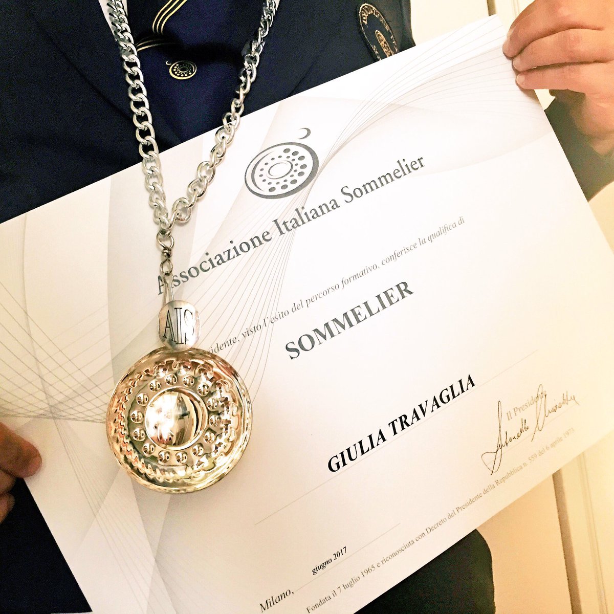 Le migliori vittorie, le più grandi soddisfazioni sono quelle per cui ci si è spesi completamente. #aistrentino #sommelier