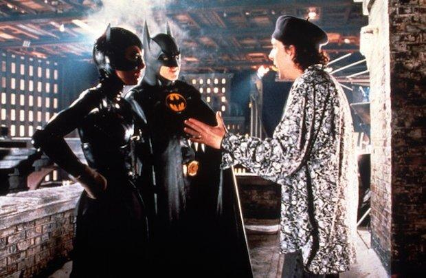 Batman_MX_'s tweet photo. Felices 59 años del creador de la magia oscura en Batman y Batman Regresa: Tim Burton https://t.co/mJRCePlnrL