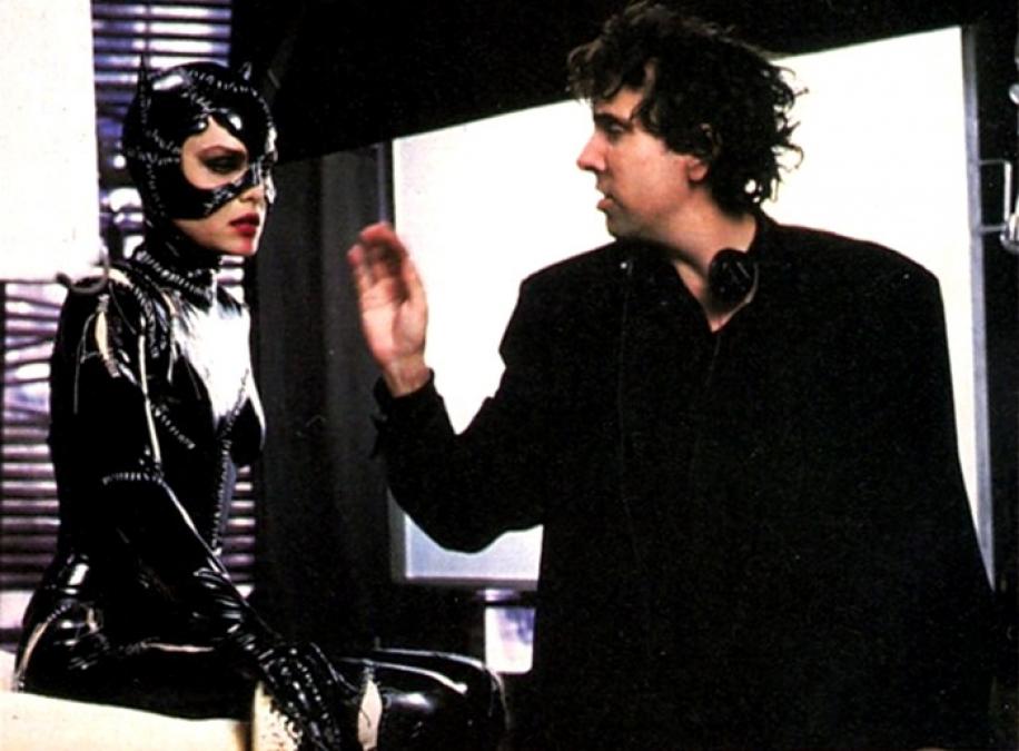 Batman_MX_'s tweet photo. Felices 59 años del creador de la magia oscura en Batman y Batman Regresa: Tim Burton https://t.co/mJRCePlnrL