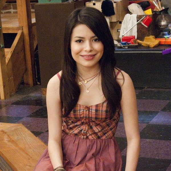 Me before and after listening to #LookWhatYouMadeMeDo https://t.co/DH6sPJwVOU<a href="/tag/lookwhatyoumademedo"class="tags">#LookWhatYouMadeMeDo</a>