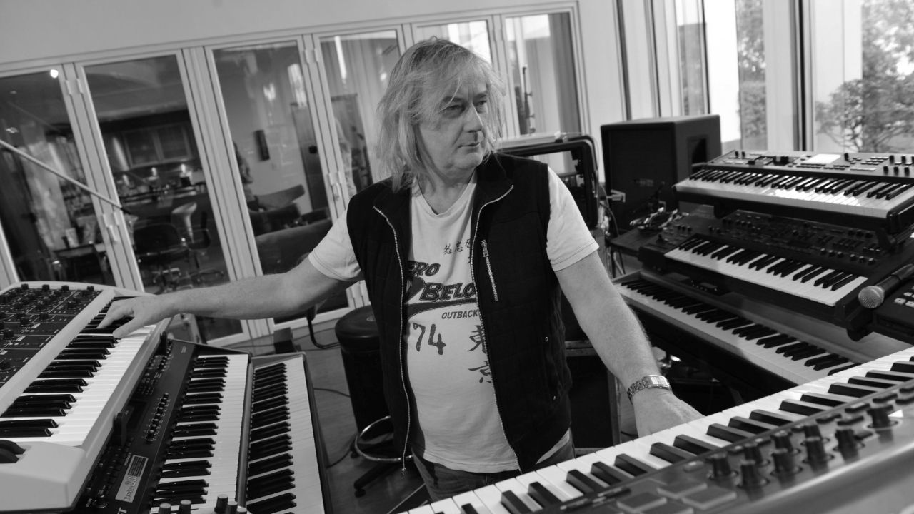 Happy birthday to Geoff Downes, who is 65 today! 