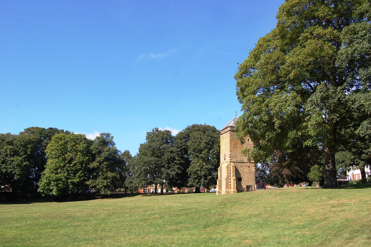 Find out about the history of Abington Park in guided tour with Jack Plowman, Sat 16 Sept. Info at: northampton.gov.uk/museumworkshops #NeneWeekender