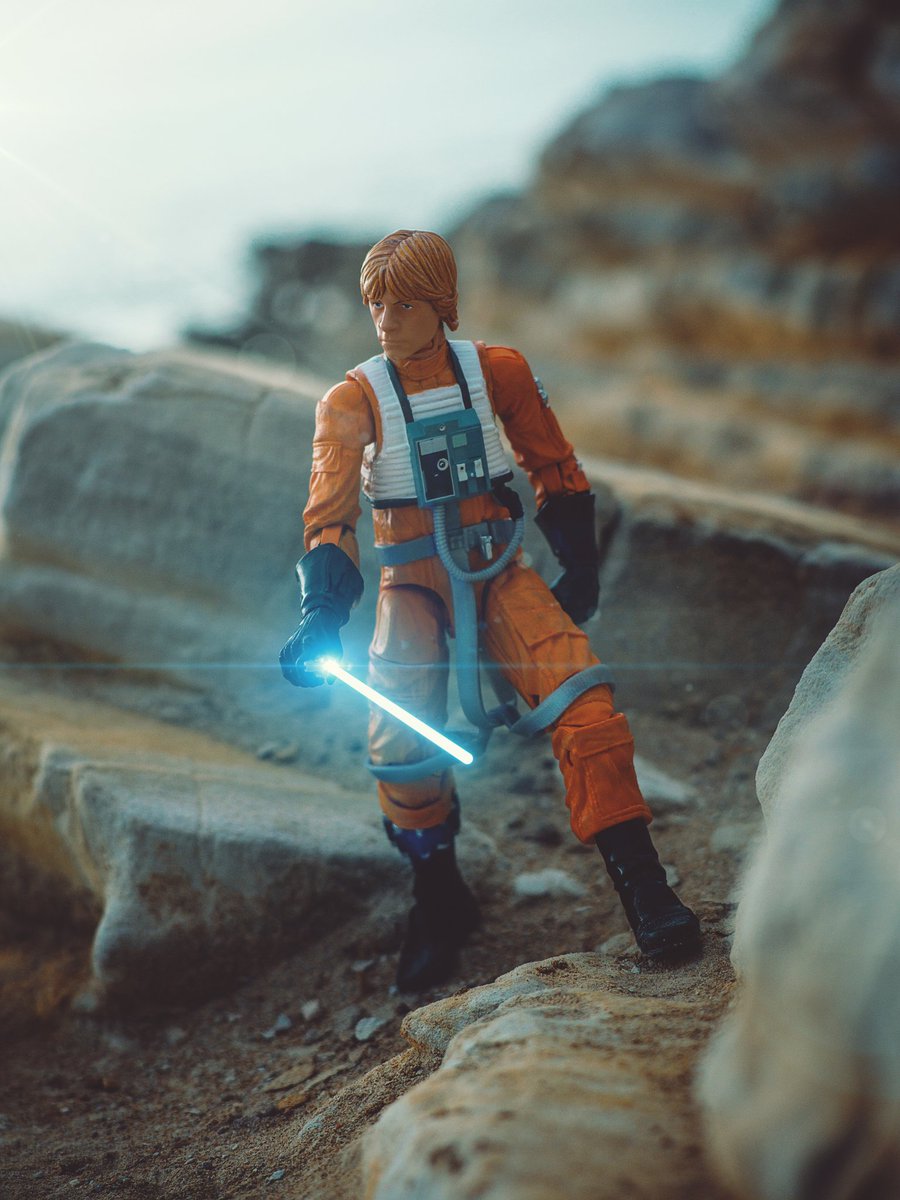 BLKSRS_'s tweet photo. This week's C3PBros post! #PilotLuke https://t.co/j6OzypkoCp