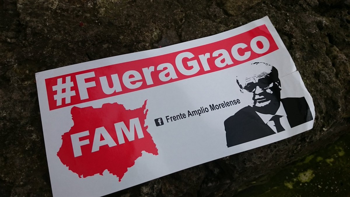maituirer's tweet photo. El emperodictador no deja que se nos olvide. #FueraGraco #GraconorobesalaUAEM #UAEM #Morelos https://t.co/8zYlUCXjaM