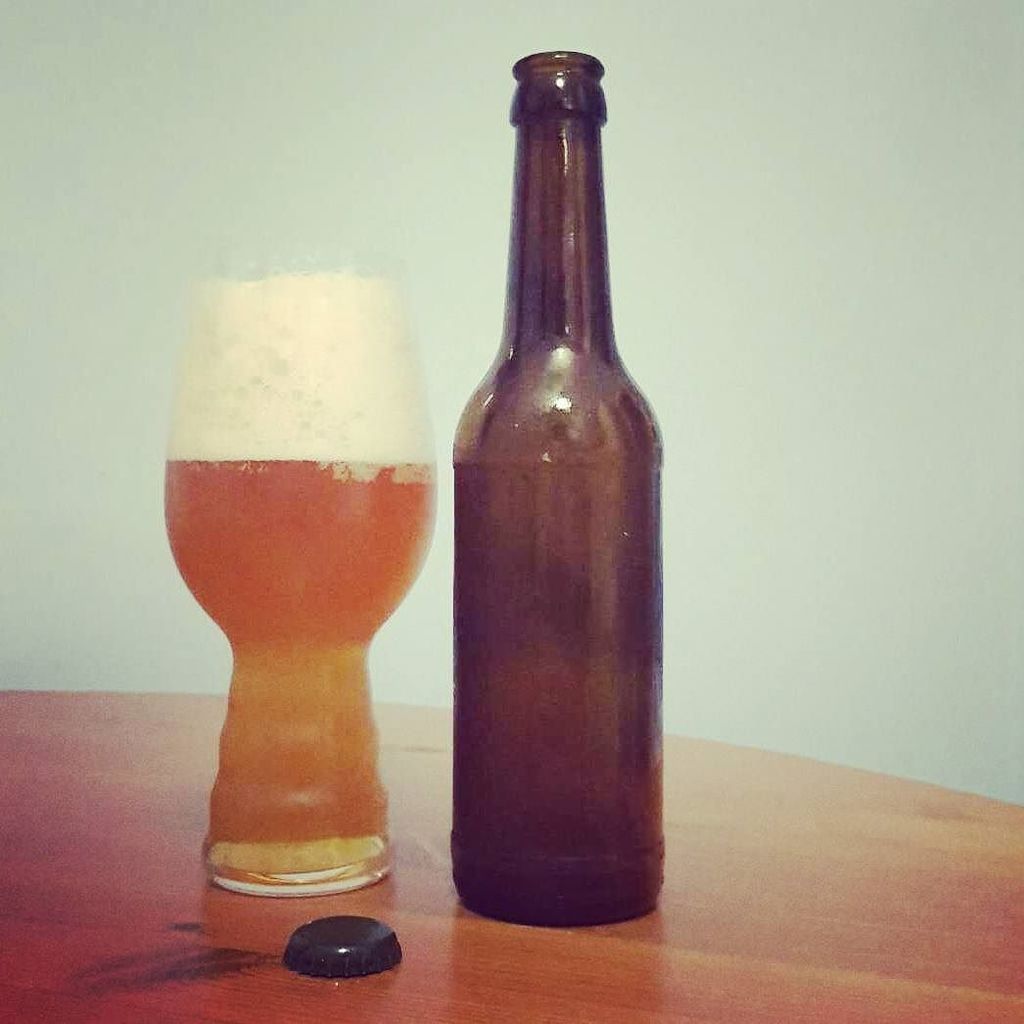 brewcomer's tweet photo. Probeflasche Fugbaum. Schmalhans
#session #ipa #indiapaleale #sessionipa #craftbeer #craftbier #kiel #fugbaum #arschschnell #instabeer #be… https://t.co/4tk3YQII3m
