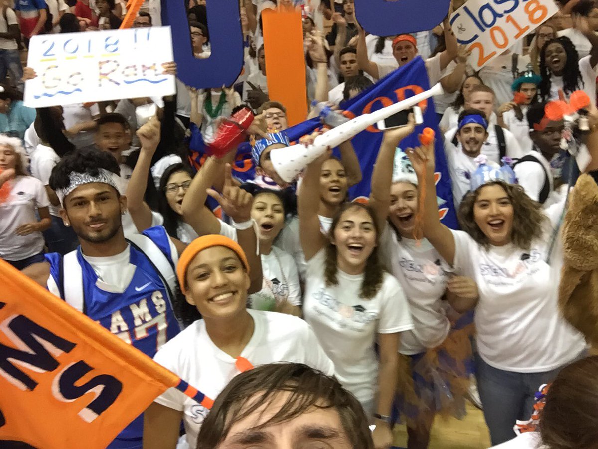 Principal_Fivay's tweet photo. A great @Ridgewood_Rams Pep Rally by @rhsclassof2k18 #BeMoreRam https://t.co/gnyEp3itnr