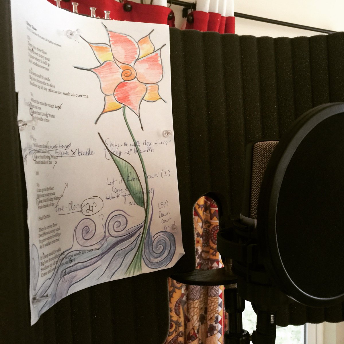 CFerranteMusic's tweet photo. My view today #vocaltime #studioday #songwriting https://t.co/eaQQpTfvEL